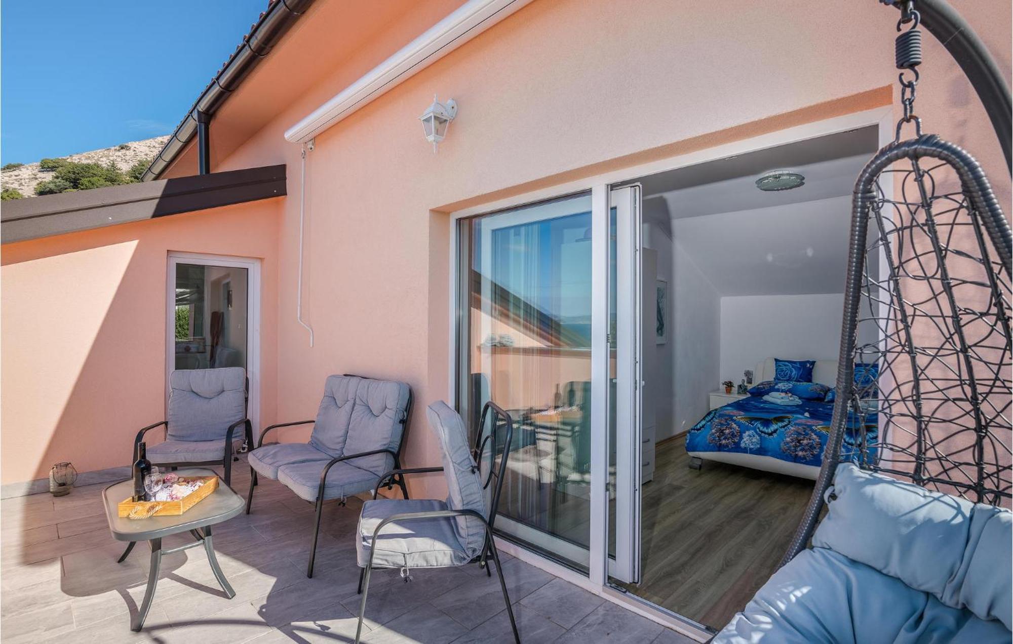 Nice Apartment In Stara Baska With Kitchen Eksteriør billede